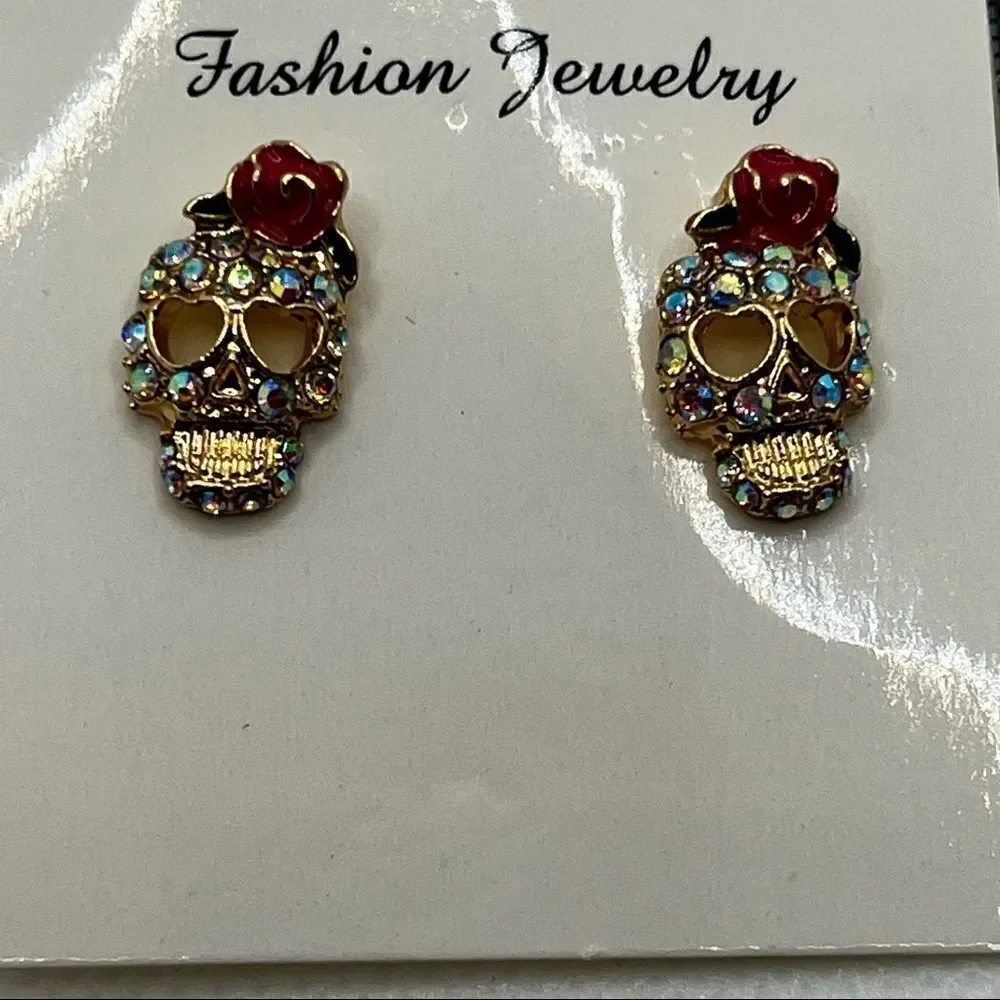 EARRINGS!  HALLOWEEN! Skull Rhinestone Earrings BNWT